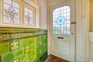 Porch- click for photo gallery